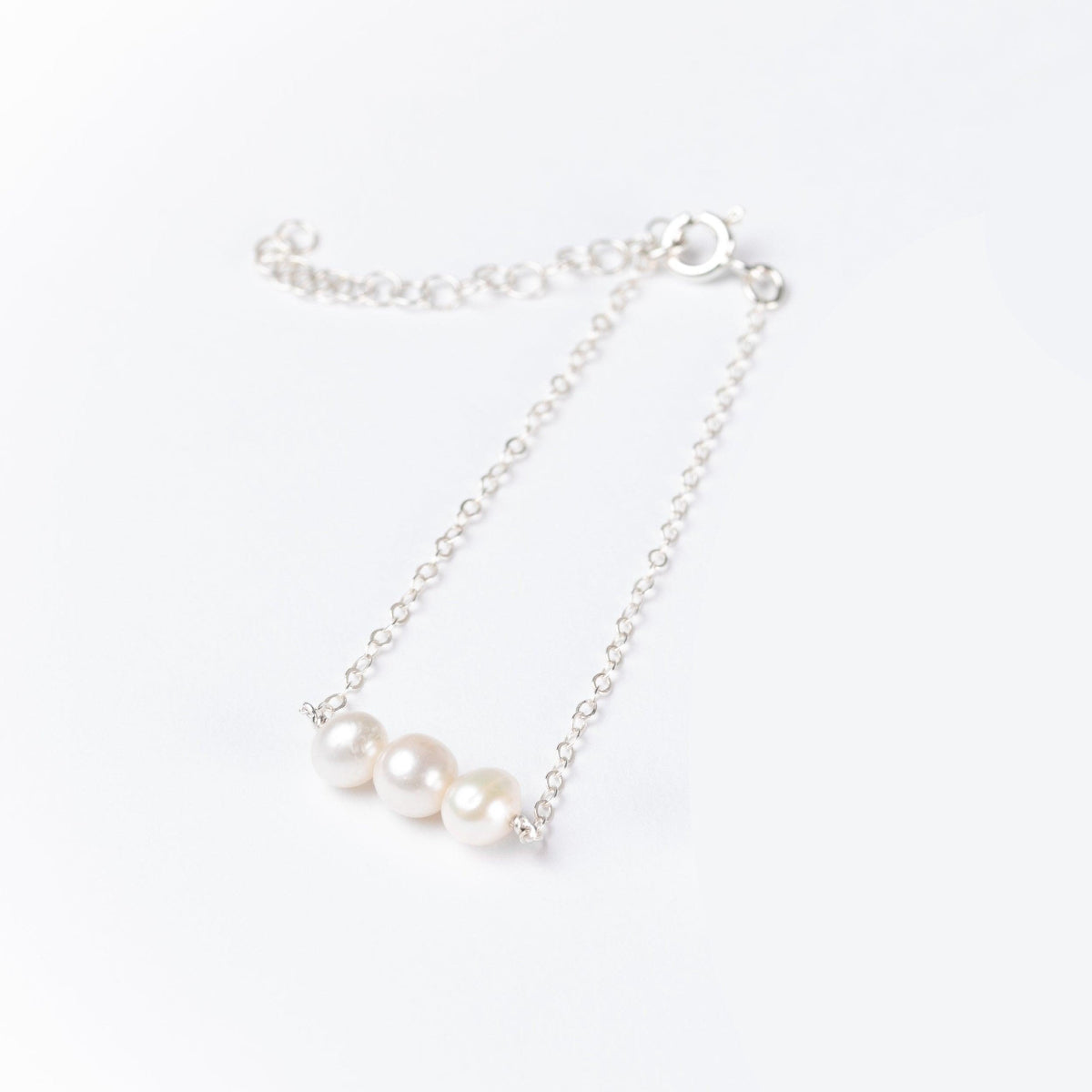 Leeda Frehwater Pearl Bracelet in Sterling Silver