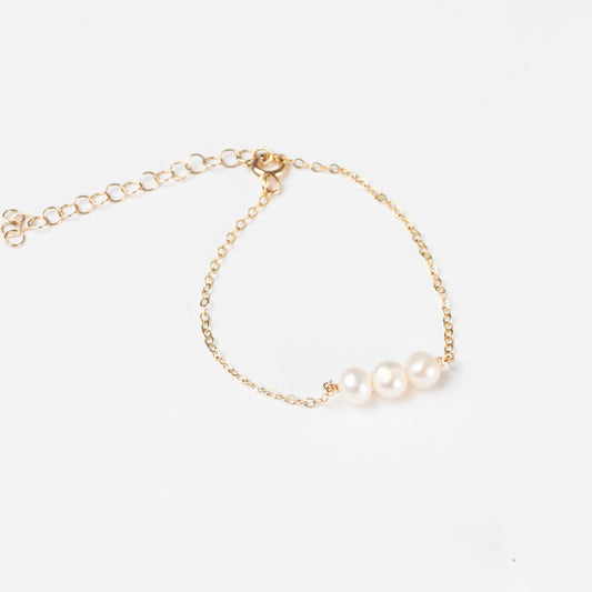Leeda Pearl Bracelet in Gold - Forai